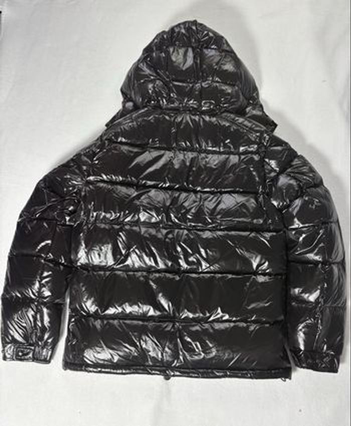 Doudoune Moncler Maya Noire Brillante – Taille S - photo numéro 2