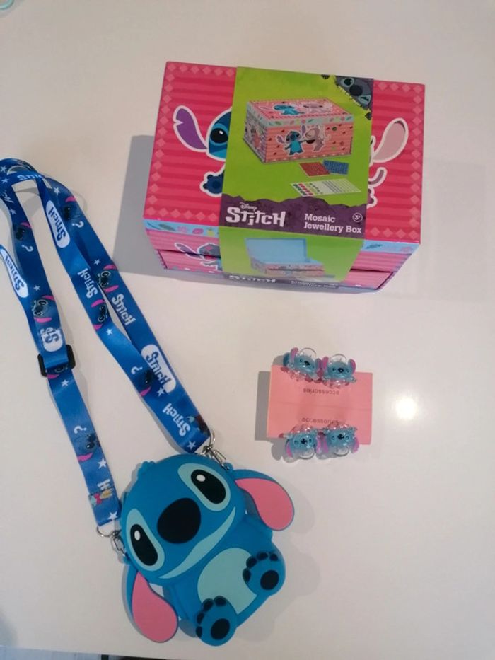 Ensemble sac Stitch, pinces Stitch,coffre bijoux Stitch 👧🏻 - photo numéro 2