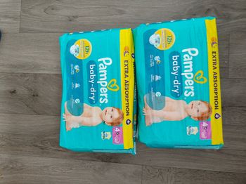 2Paquet couche pampers taille4+