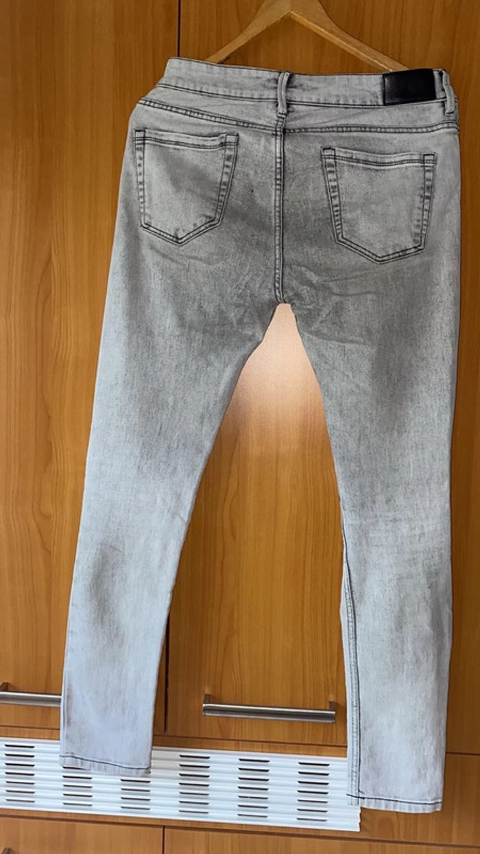 Jean super skinny gris Pull&Bear 40 - photo numéro 4