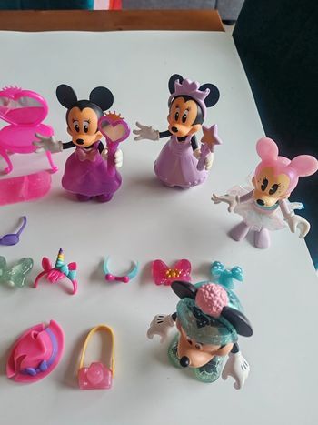Figurines Minnie et ses accessoires