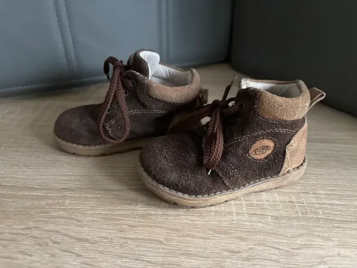 Chaussure Pat et Ripaton Taille 22. - photo numéro 3