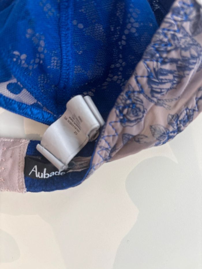 Soutien-gorge à armatures – Aubade Taille : 85B – Très bon état - photo numéro 2