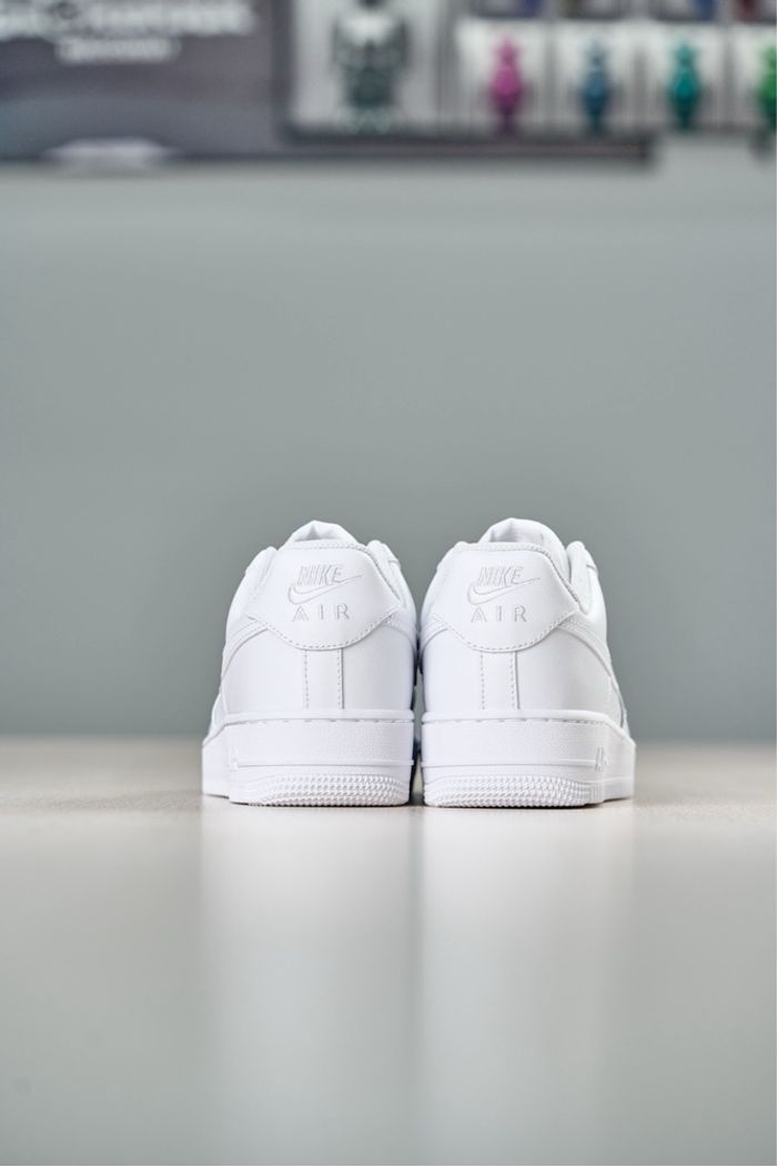 Nouvelles baskets Nike Air Force 1 Low 07, unisexe, Air Force 1 blanc pur. - photo numéro 9