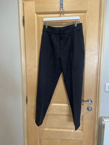 Pantalon habillé à pinces noir aveloria