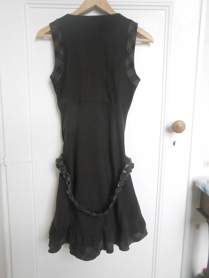 Robe avec ceinture T.38 Clara Vitti - photo numéro 5