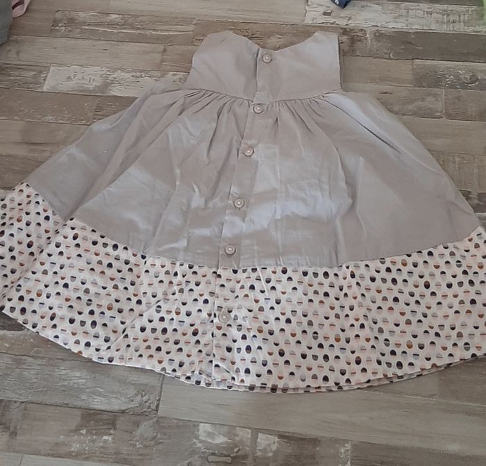 Robe obaïbi 6 mois - photo numéro 2