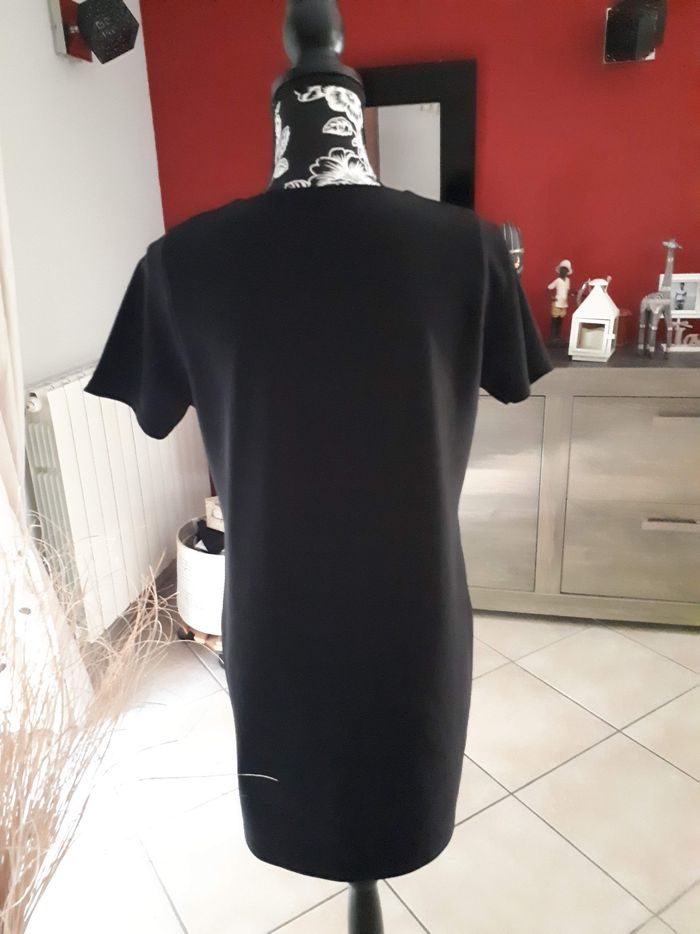 Robe - photo numéro 3