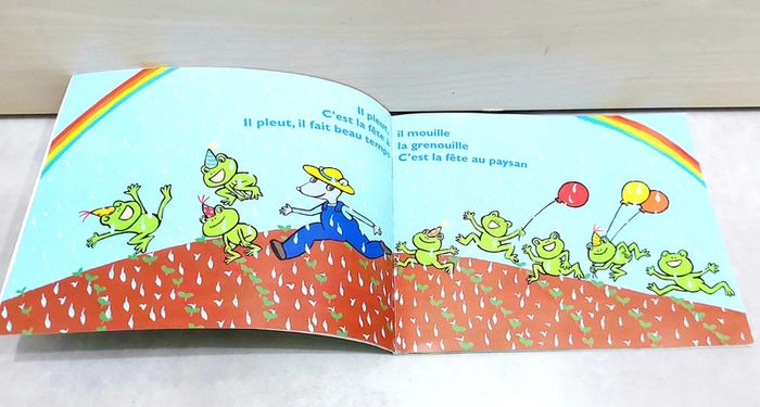 🌺 Livre (école des loisirs) : Chansons sous la pluie - photo numéro 2