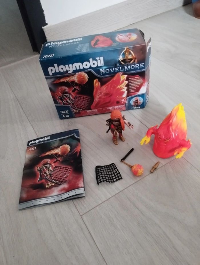 Playmobil - Burnham Raider et Fantôme du Feu - 70227