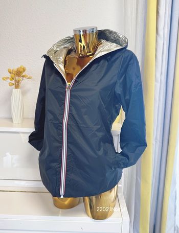 Veste noire doré imperméable taille M 🌸