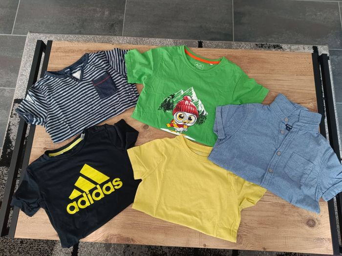 Lot de vêtements 8 ans - photo numéro 2