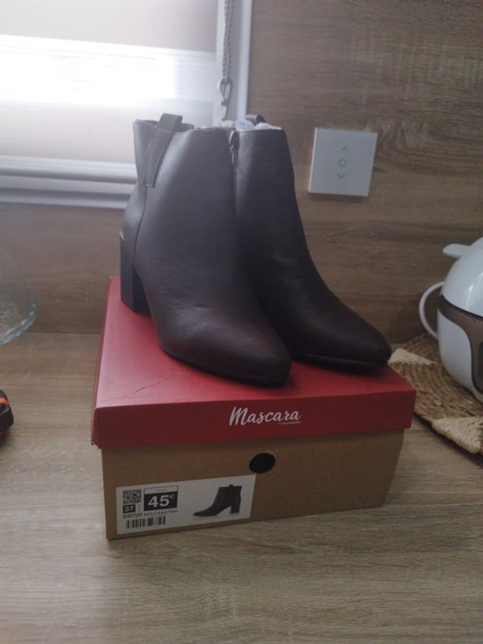 Bottine à talons