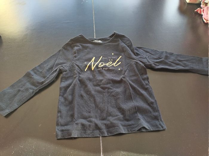 Lot t-shirt manches longues et pull - photo numéro 5