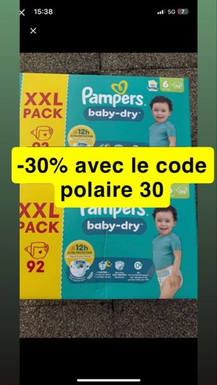 Deux cartons de couches taille 6