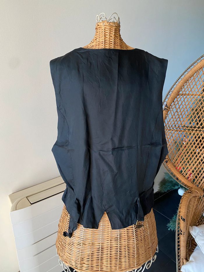 Gilet de tailleur en velours noir avec fleurs grise taille 36 - photo numéro 5