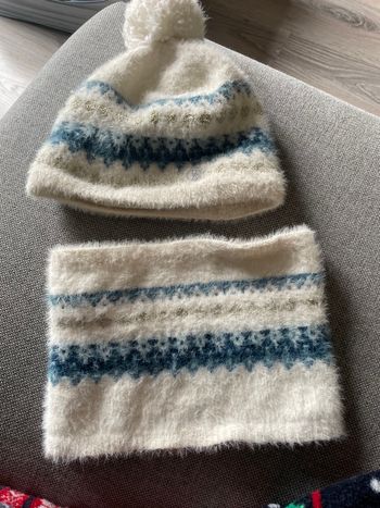 Bonnet snood