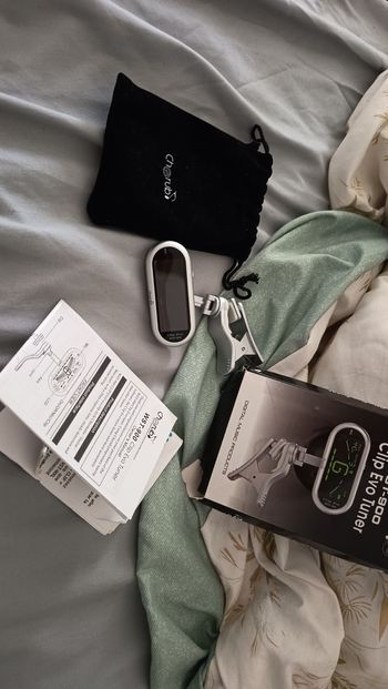 Accordeur pour instruments de musique 