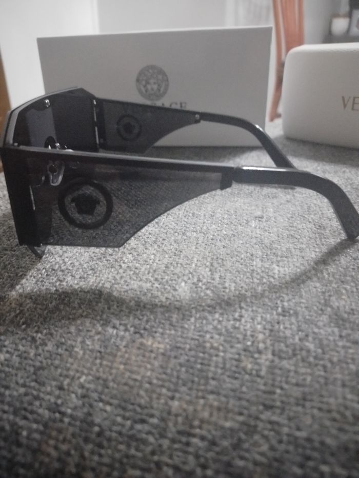 Lunettes de soleil Versace - photo numéro 4