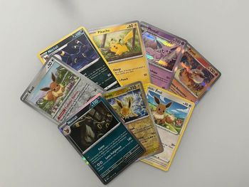 Cartes Pokémon Lot Evolution Evoli et Pikachu