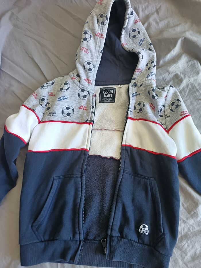 Ensemble sweat et sweat à capuche