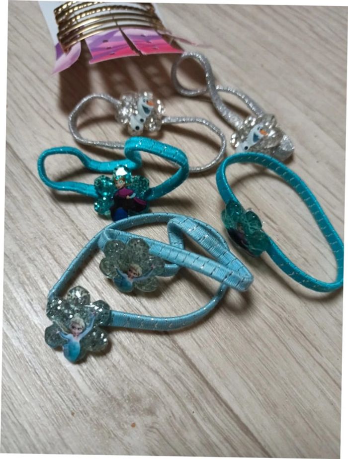 Lot élastiques et pinces à cheveux - photo numéro 2