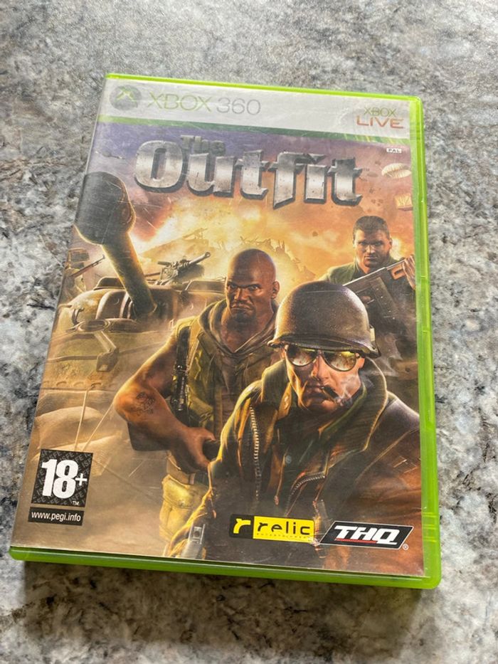 the outfit Xbox 360 - photo numéro 1