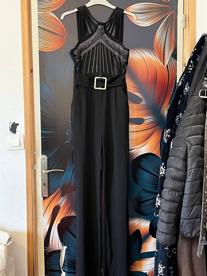 Superbe combi noire neuve