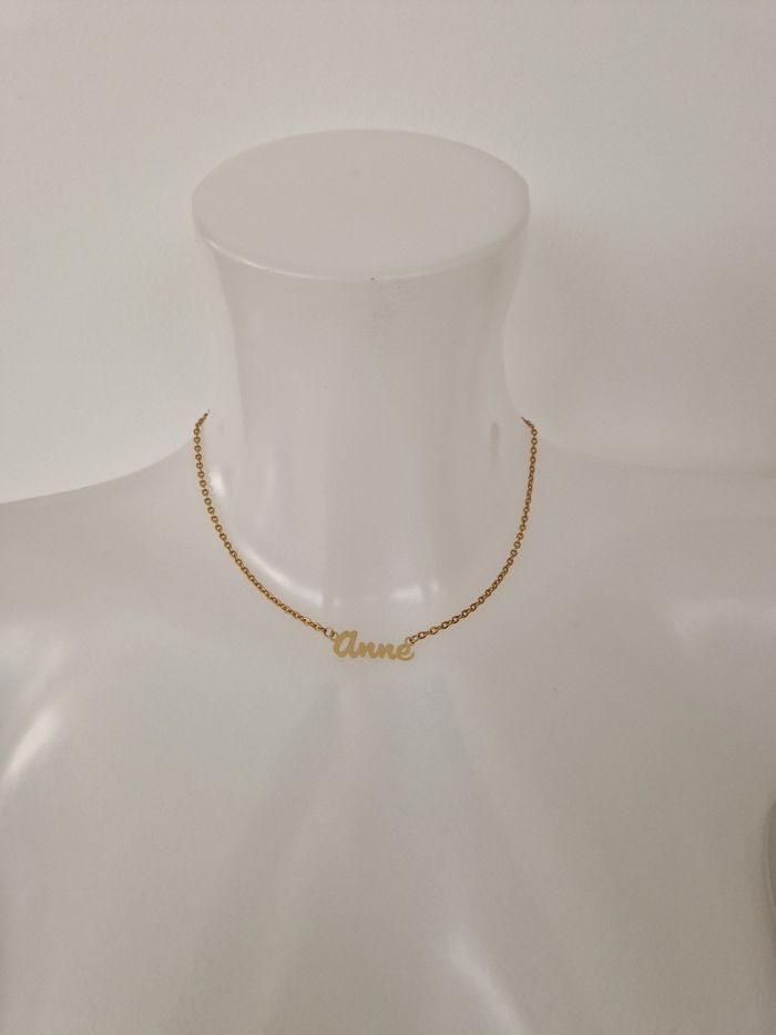 Collier doré prénom Anne