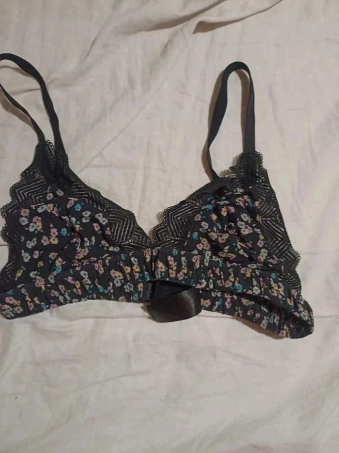 Brassière taille M