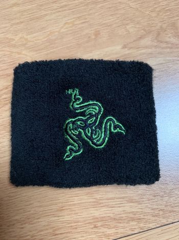 Bracelet éponge Razer
