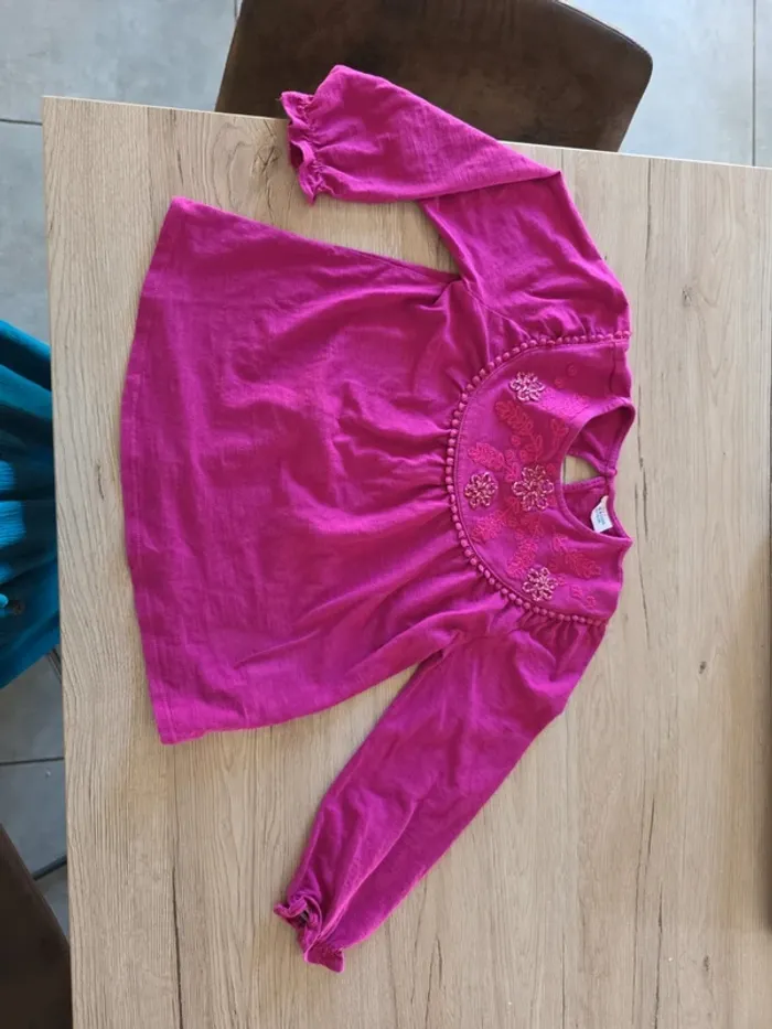 T-shirt manches longues TAO 6 ans