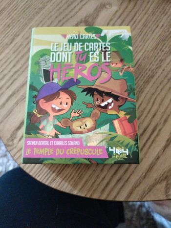Le jeu de cartes dont tu es le heros