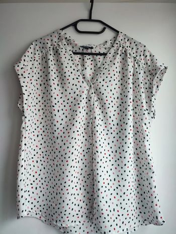 Chemise a poids blanches mouchetés