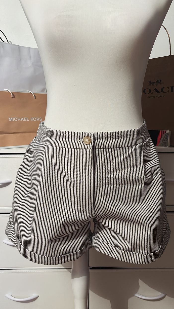 Short rayé Ycoo T40
