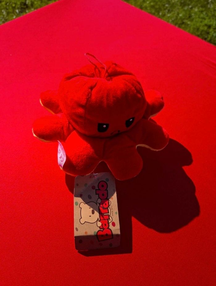 Peluche pieuvre réversible neuve