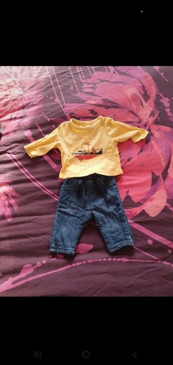 Ensemble jean et tee shirt manche longue