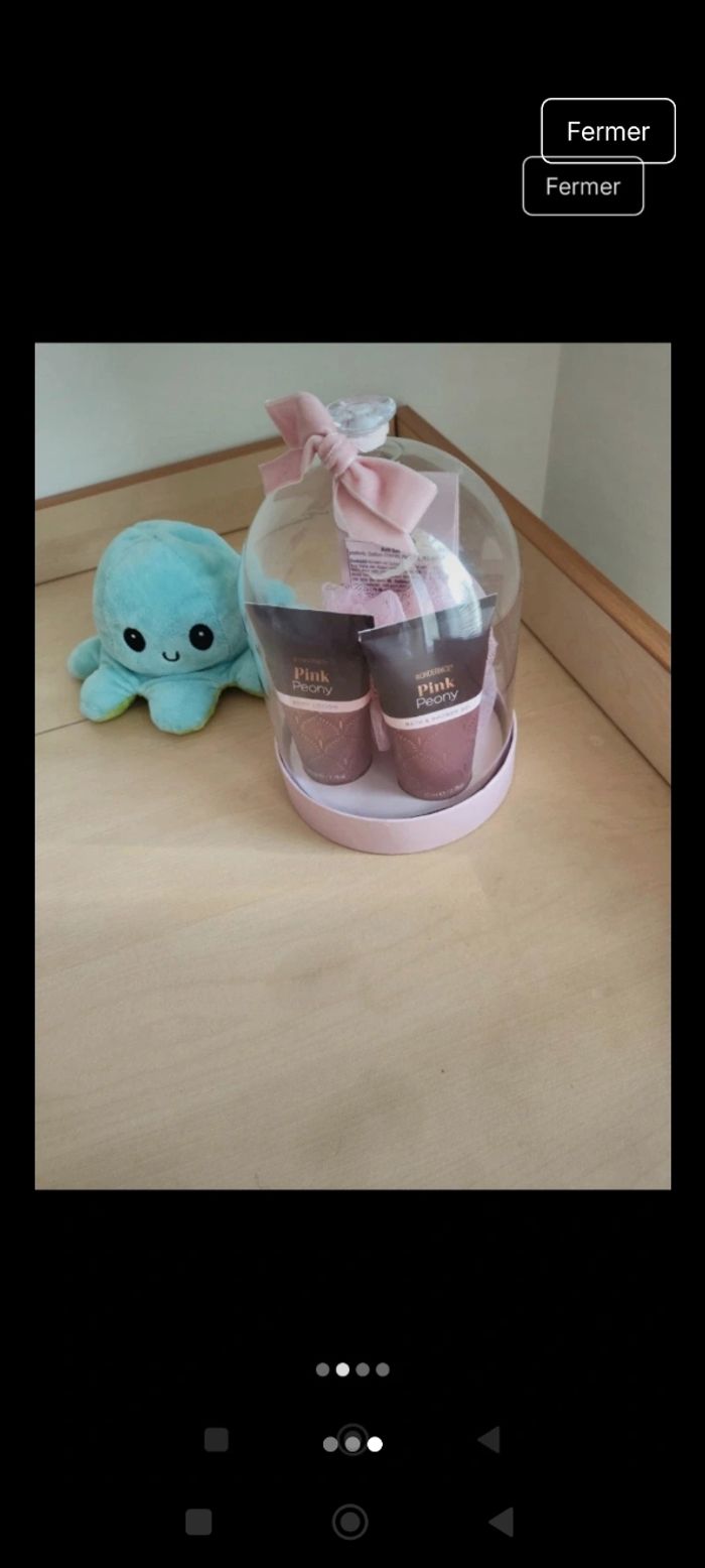 Coffret femme soin dody lotion
Bath & shower gel
Bath salt neuf
Douche ou bain