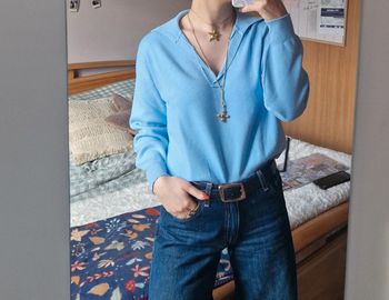 Pull col V taille XS