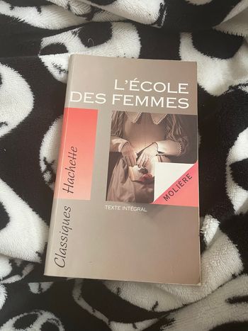 Livre L’école des femmes