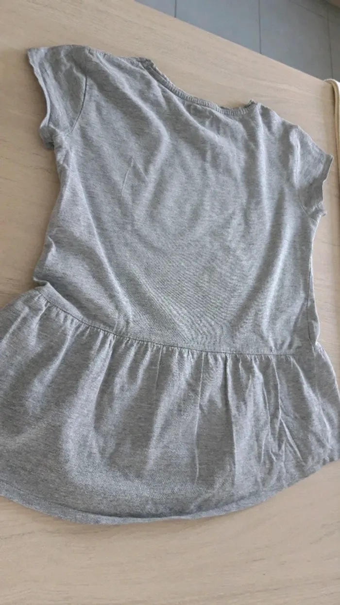 T-shirt taille 10 ans - photo numéro 4