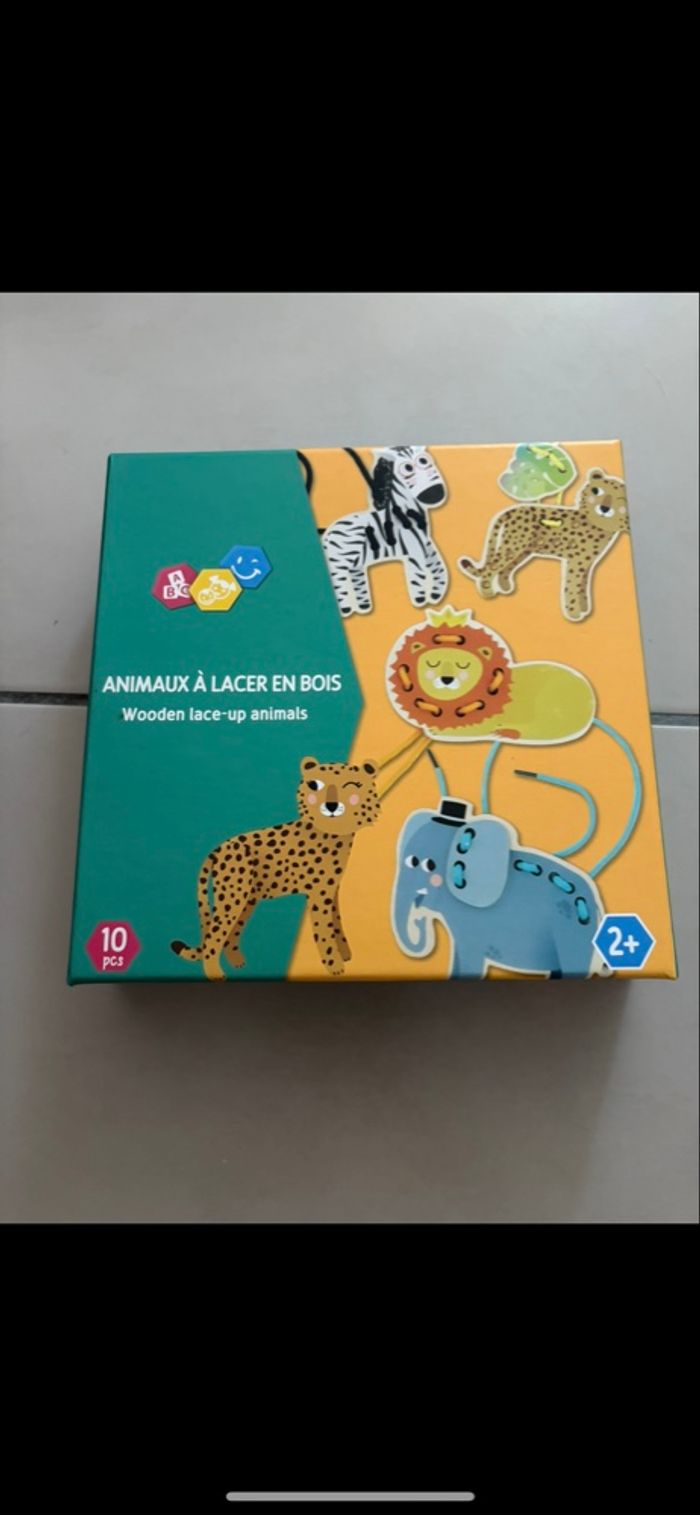 Animaux à lacets en bois - photo numéro 2