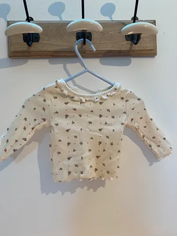 T-shirt a fleurs Kiabi