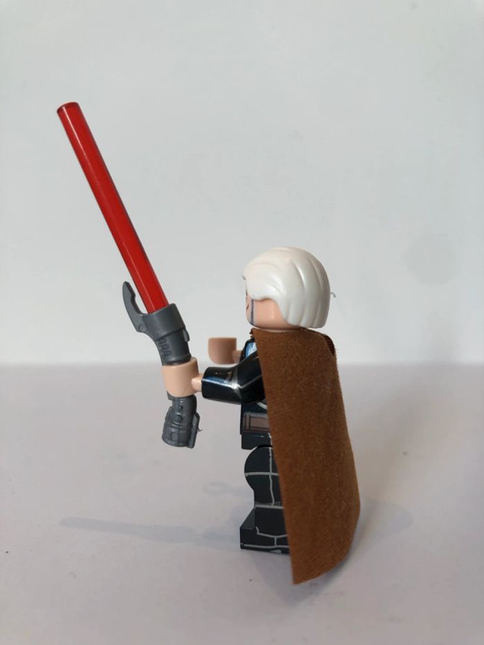 Figurine type lego Sith Comte Dooku. Star Wars - photo numéro 2