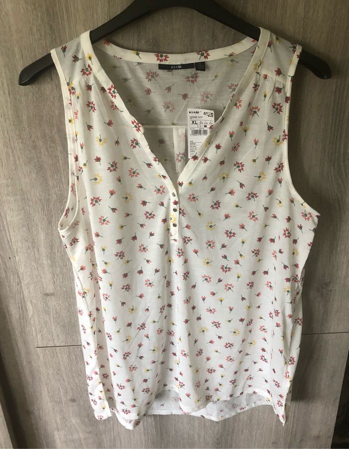 Blouse neuf taille xl