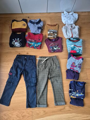 Lot vetements garcon sergent major 4 ans