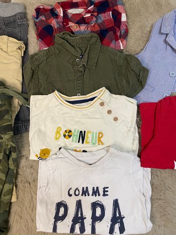Lot vêtement garçon taille 24 mois