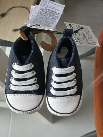 Lot Chaussures bébé 3/6 mois
