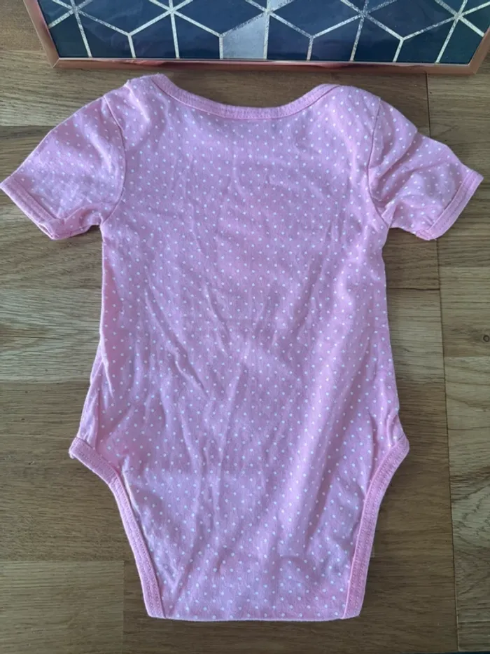 Body rose MC Hello Kitty fille 6 mois - photo numéro 8