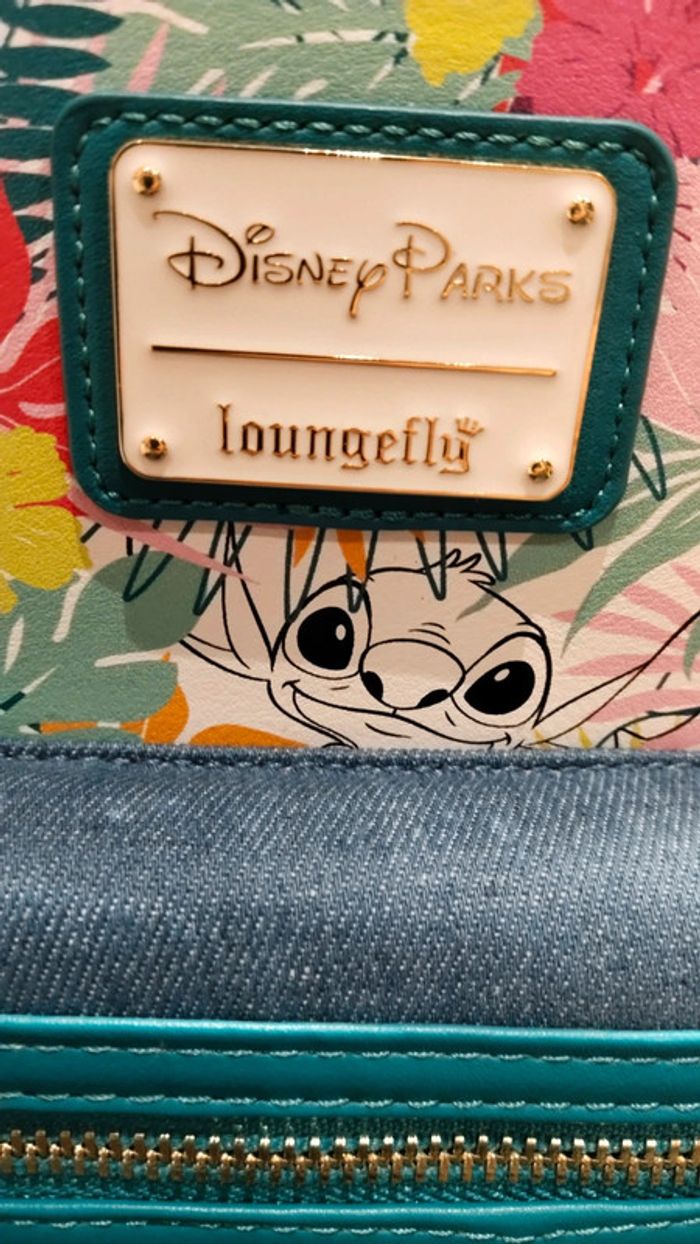 Sac loungefly stitch Disney - photo numéro 2